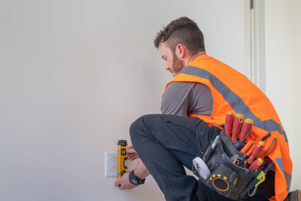 Best Commercial Electrician Services  in Bayboro, NC